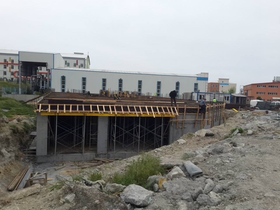 UĞURLU&ÖZTÜRK 98 DAİRE 8 DÜKKANLI BİTEN PROJE